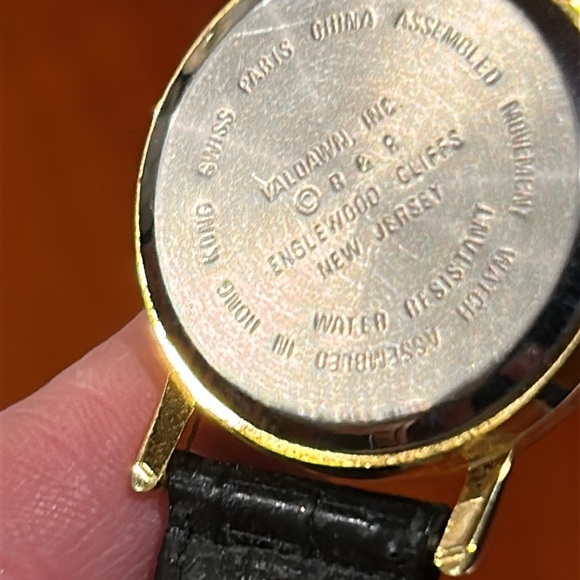 Tea Time Pop Art Tea Pot Watch Genuine Black Leather Strap Watch Gold Accents - Picture 12 of 12